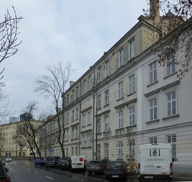 ملف:Krzywickiego przy koszykowej.jpg