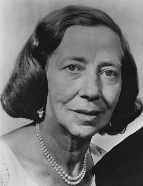 ملف:Ingri Parin d'Aulaire (cropped).jpg