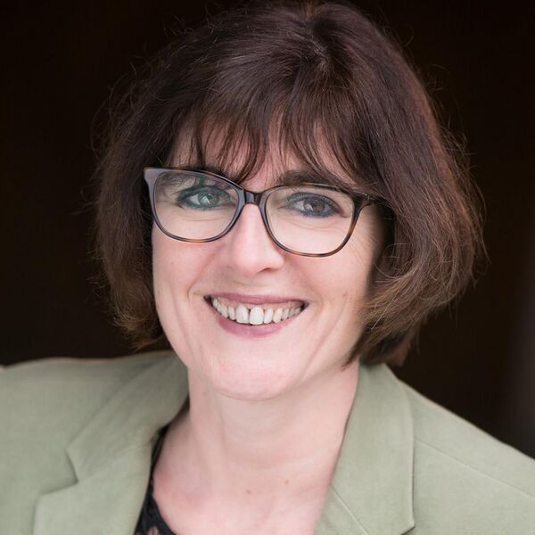 ملف:Photo Marie-Christine Verdier-Jouclas.jpg