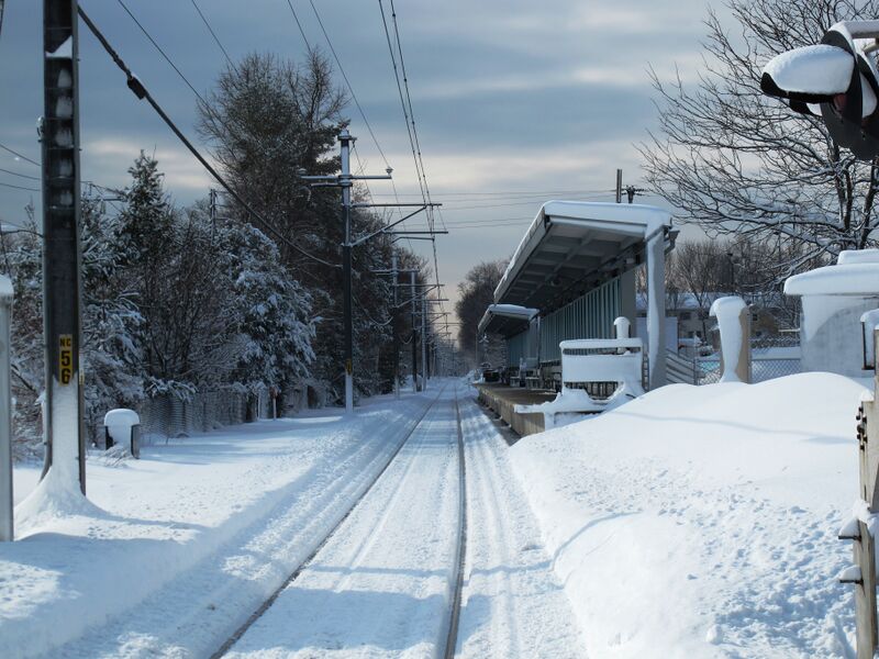 ملف:Springdale station, January 2011.jpg