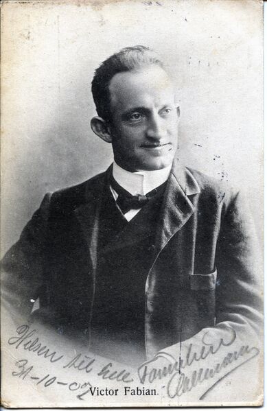 ملف:Victor Fabian.jpg