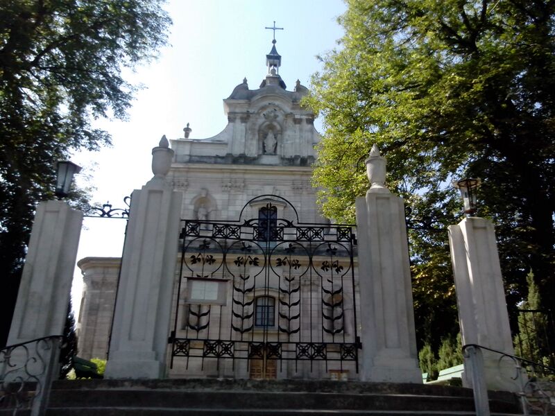 ملف:Hvardiyske Polish Church.jpg