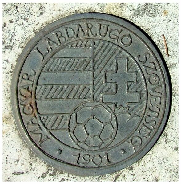 ملف:MLSZ logo.JPG