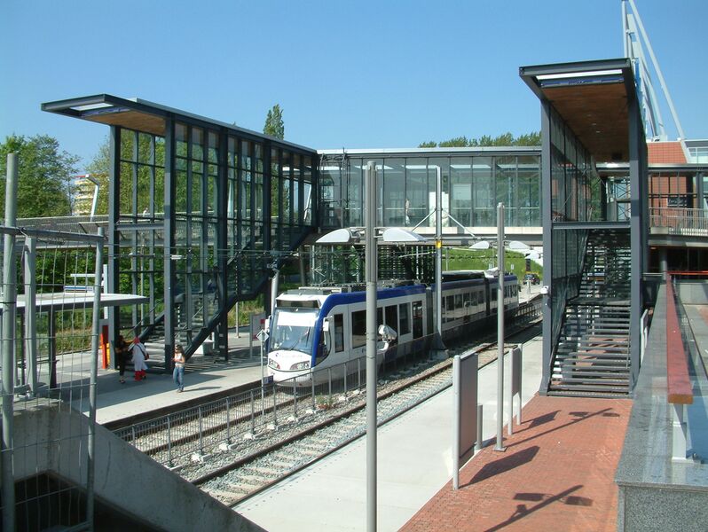 ملف:Zoetermeer Station Centrum West.JPG