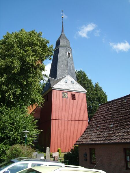 ملف:Beidenfleth Turm-der-St.-Nicolai-Kirche Juli-2010 SL274880.JPG