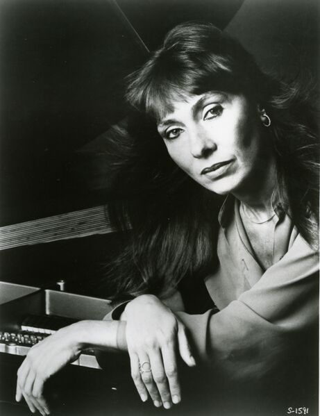 ملف:Laredo-Ruth (9).jpg