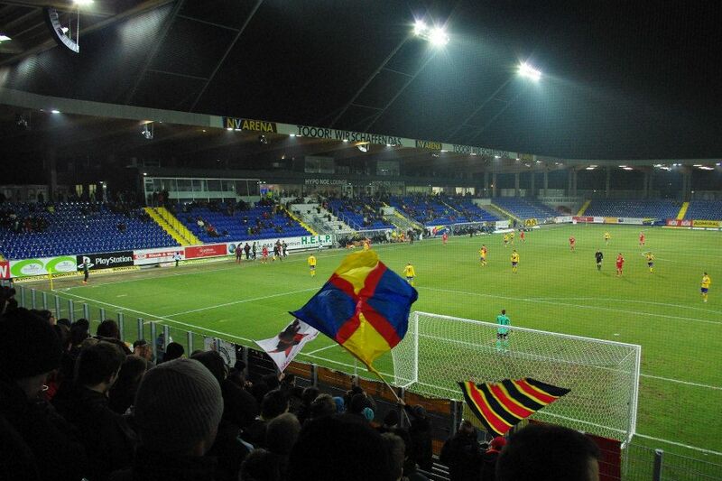 ملف:NV Arena (Innenansicht).jpg