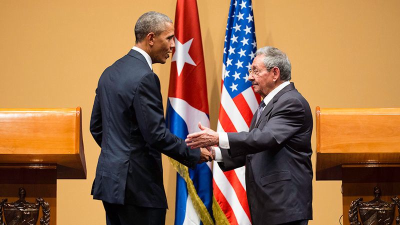 ملف:Press conference, Havana.jpg