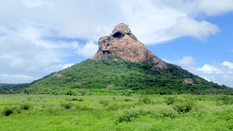 ملف:Pedra aguda.JPG
