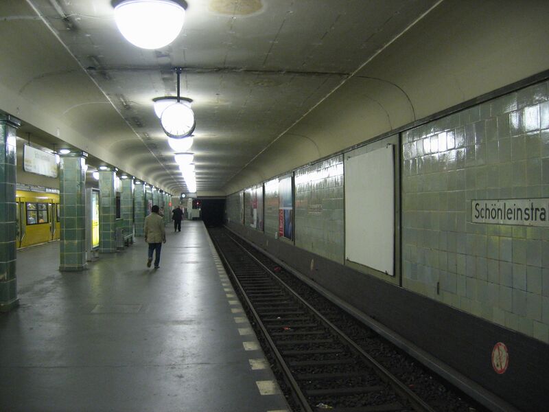 ملف:Schoenleinstr-ubahn.jpg