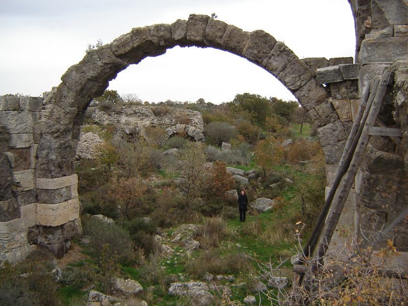 ملف:Troas Therme 2.JPG