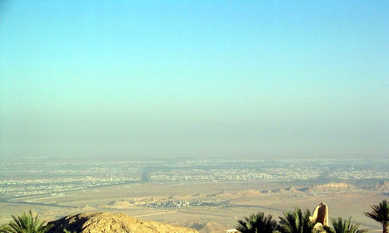 ملف:View over Al Ain.jpg