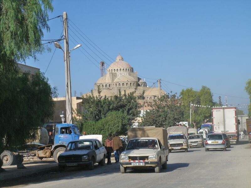 ملف:Ain el Hadjel.JPG