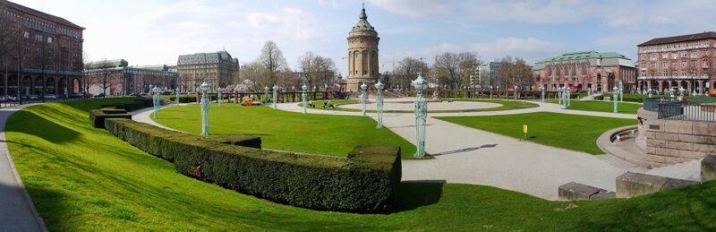 ملف:Mannheim-2014-Friedrichsplatz+Wasserturm-MA-054-059.jpg