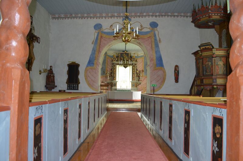 ملف:Nötja kyrkas kyrkosal 2016.jpg