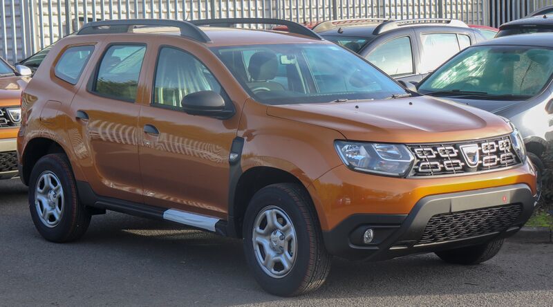 ملف:2019 Dacia Duster Essential.jpg