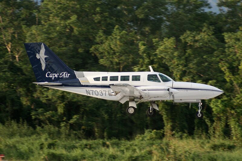 ملف:Cape Air at TJMZ.jpg