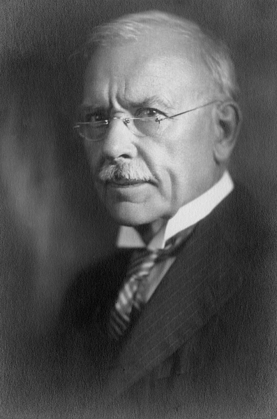 ملف:Carl Barus.png