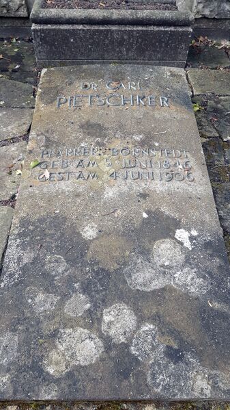 ملف:Carl Pietschker.jpg