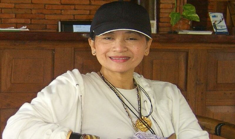 ملف:Flie หม่อมไฉไล.jpg