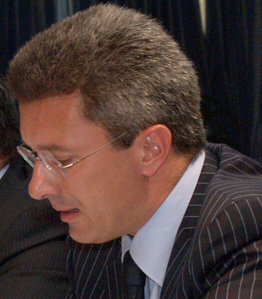 ملف:Nikos Chatzinikolaou.JPG