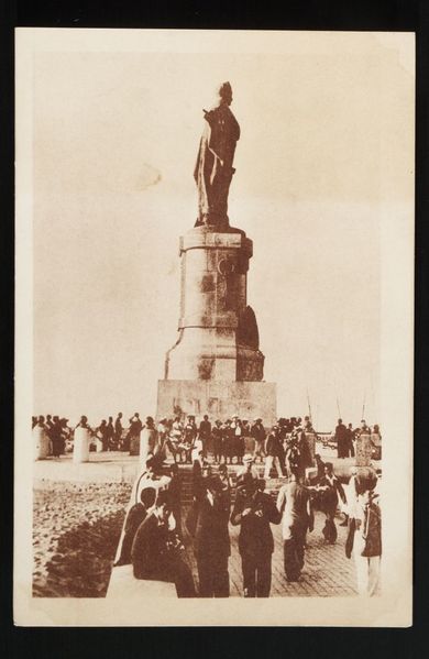 ملف:PORT-SAÏD -- De Lesseps monument (n.d.) - front - TIMEA.jpg