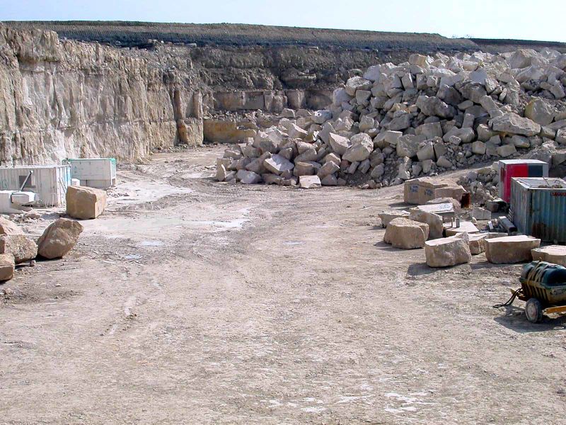 ملف:PortlandQuarry.jpg