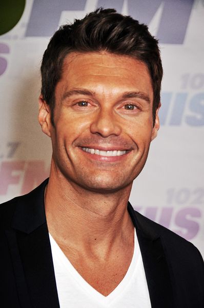 ملف:Ryan Seacrest 2013.jpg