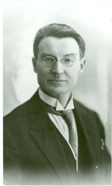 ملف:Ado Birk.jpg
