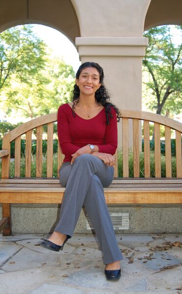 ملف:Azita Emami-Neyestanak Caltech.jpg