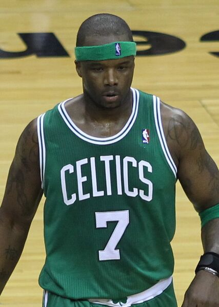 ملف:Jermaine O'Neal cropped.jpg
