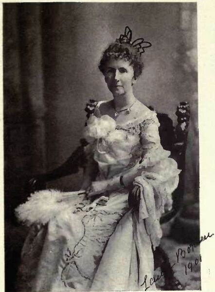 ملف:Mrs Louise Borden.jpg