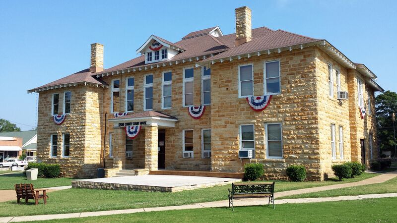 ملف:Stone County Courthouse 001.jpg