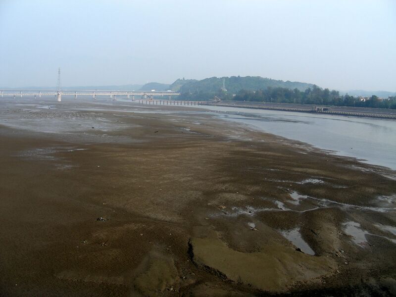 ملف:Taiwan JhongGang River.JPG