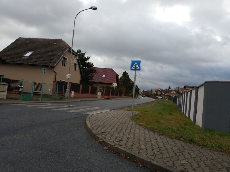 ملف:Čestlice, Pitkovická.jpg