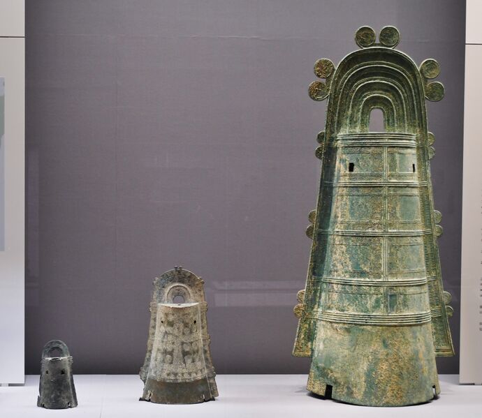 ملف:東京国立博物館展示 銅鐸.JPG