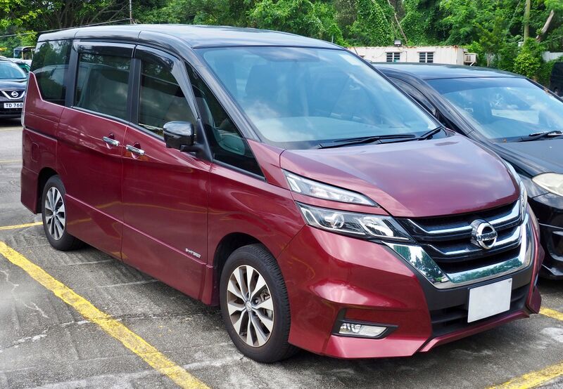 ملف:2018 Nissan Serena hybrid.jpg