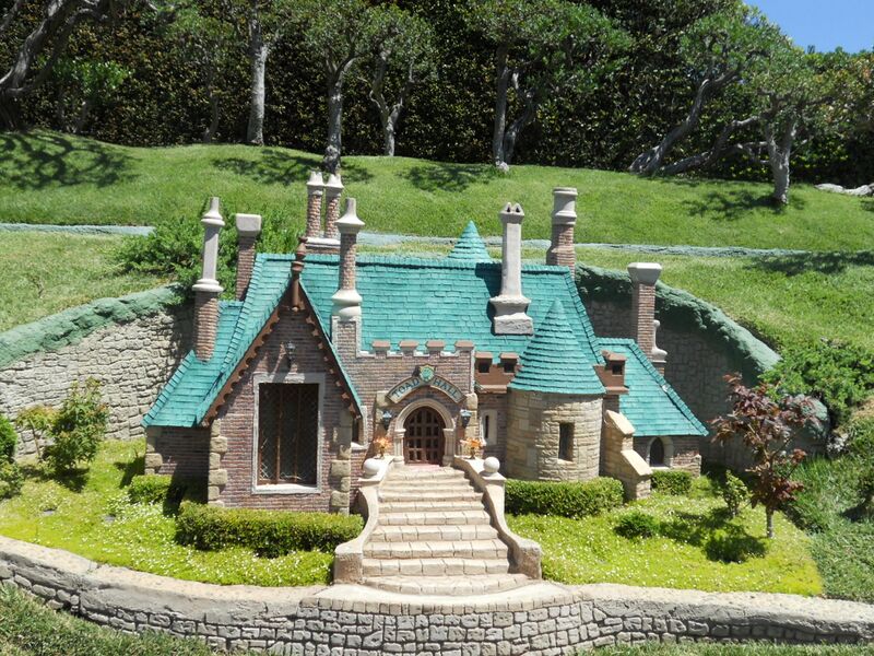 ملف:Toad Hall.jpg