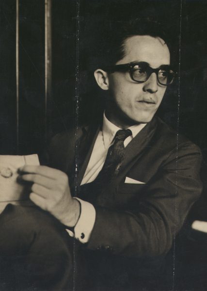 ملف:Aldo Arantes, UNE, 1961.tif