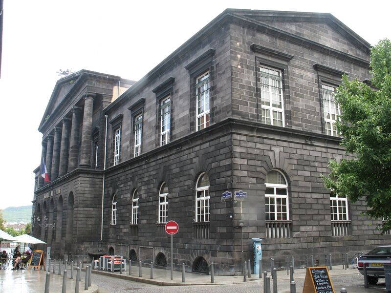 ملف:Clermont-Ferrand 23-7-2011 (3).JPG