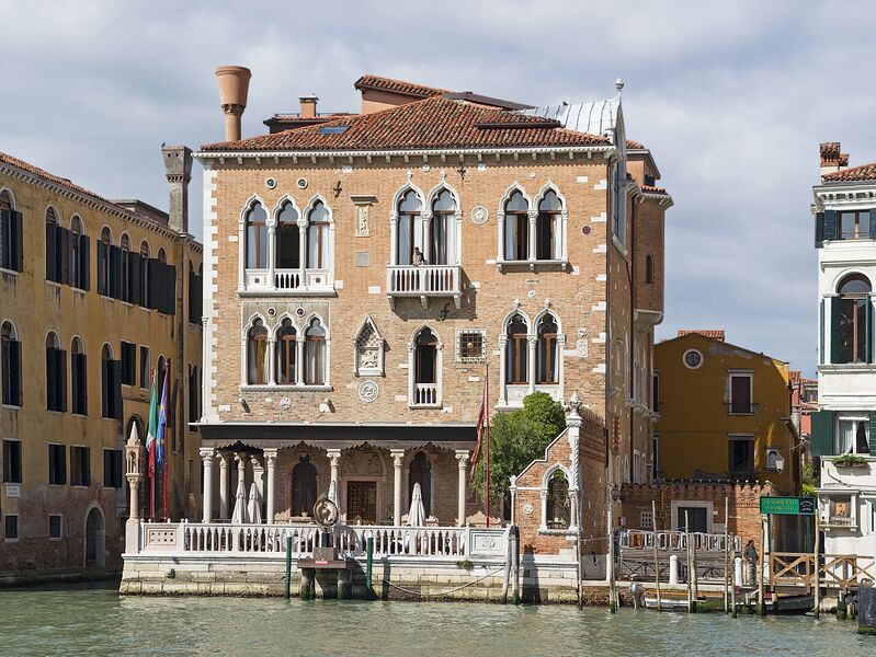 ملف:Palazzetto Stern (Venice).jpg