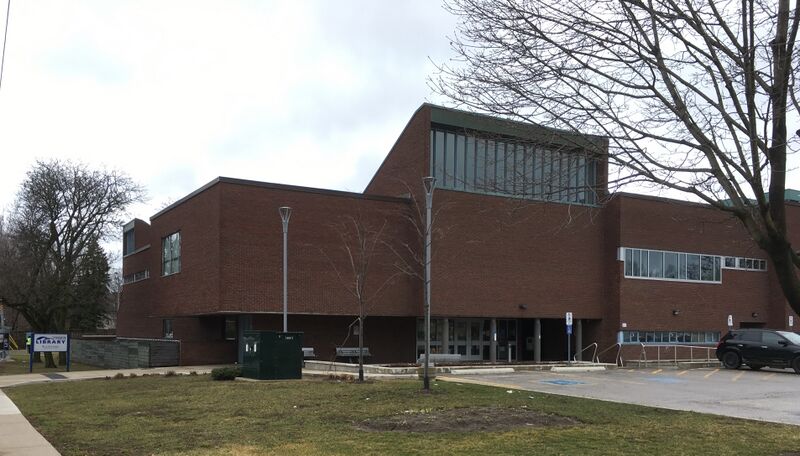 ملف:Richview Library.jpg