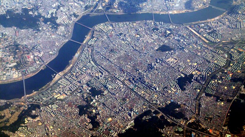 ملف:South Seoul.jpg