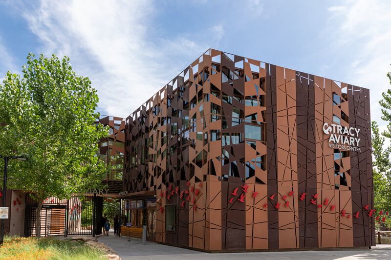 ملف:Tracy Aviary.jpg