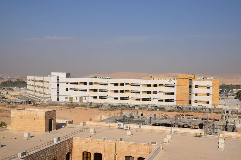ملف:الجامعة الهاشمية 2-8.jpg