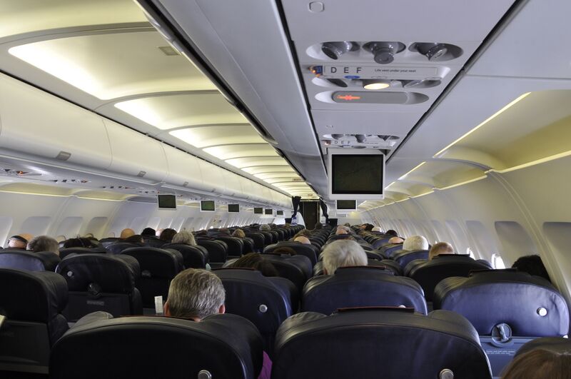 ملف:Airbus 319 15-03-2011 13-38-08.JPG