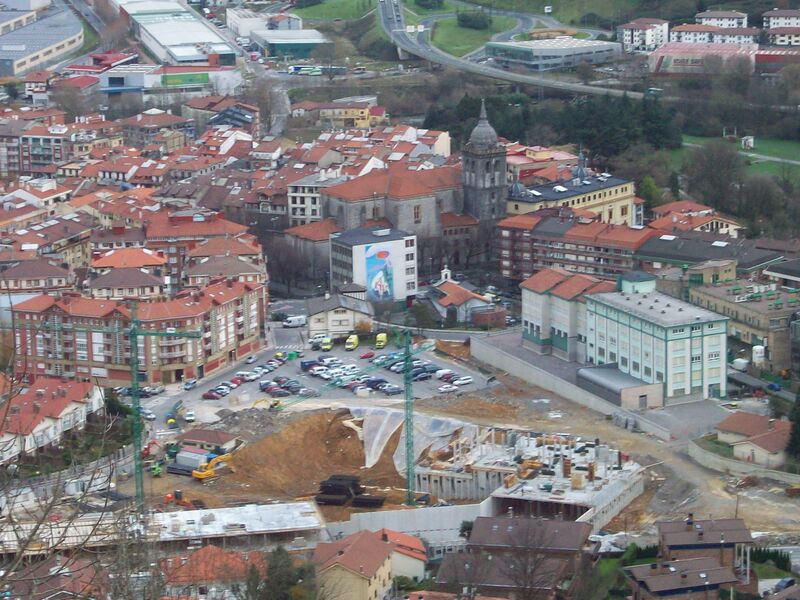 ملف:Hernaniko erdigunea.JPG