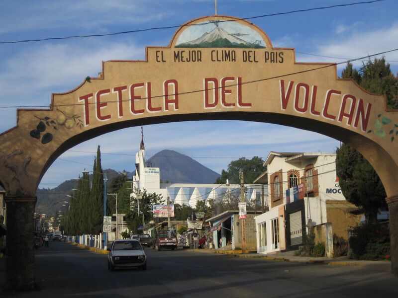 ملف:Tetela del Volcan (Arc).JPG