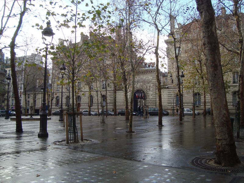 ملف:Place Monge2.JPG