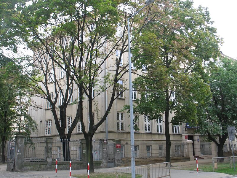 ملف:Warszawa, Kopernik.jpg